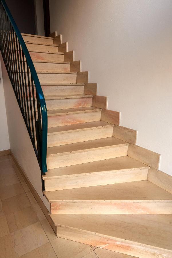 Chambres A Louer Dans Appartement Balcon - Wifi - Parking Gratuit Nevers Exterior foto